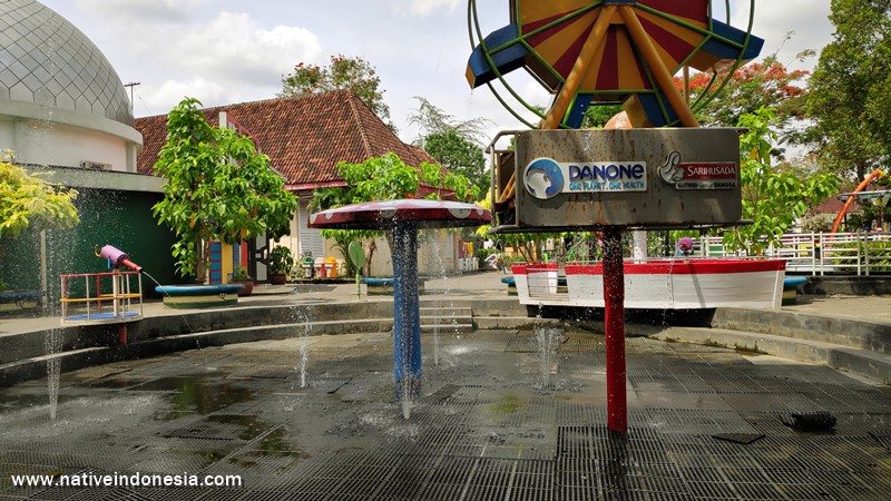 area taman air di Taman Pintar Jogja