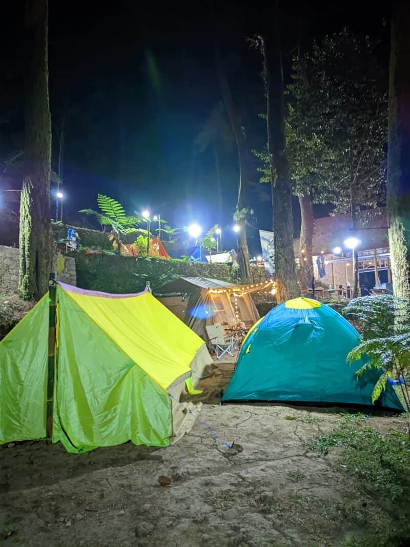 Camping di Curug Cipeuteuy