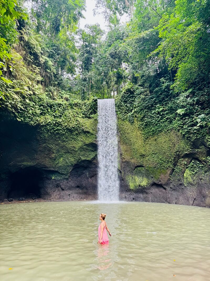 Foto Bareng Tibumana Waterfall