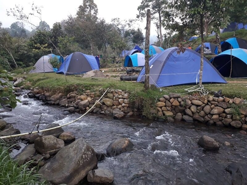 Camping Samping Sungai