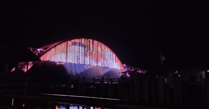 View Jembatan Di Malam Hari