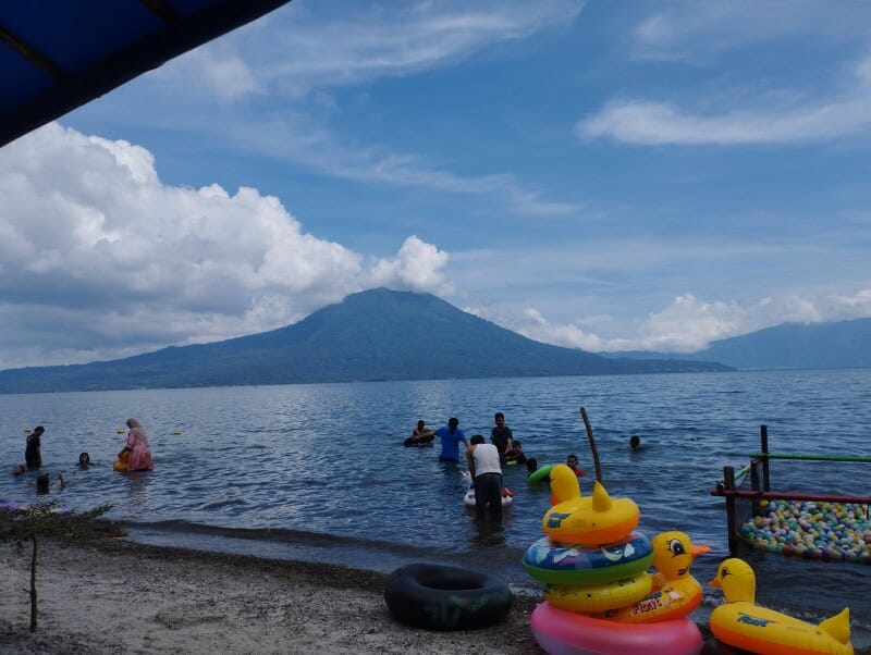Danau Ranau, Bukan Sekedar Pesona Danau Saja – NativeIndonesia.com