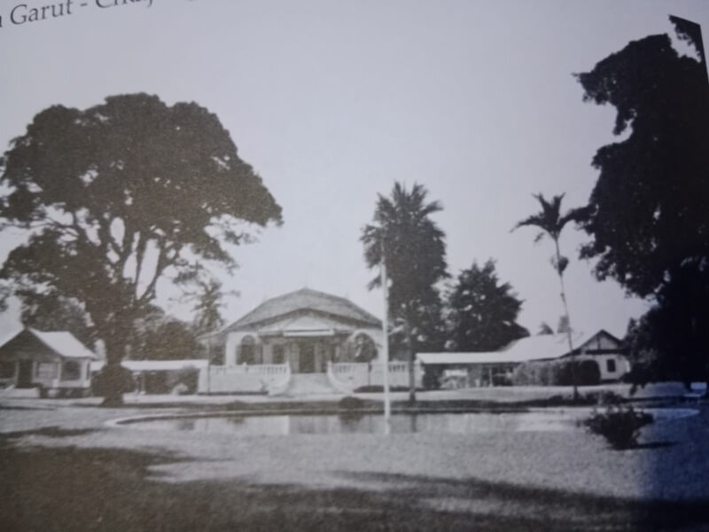 kantor administrator perkebunan tjikadjang 1920an