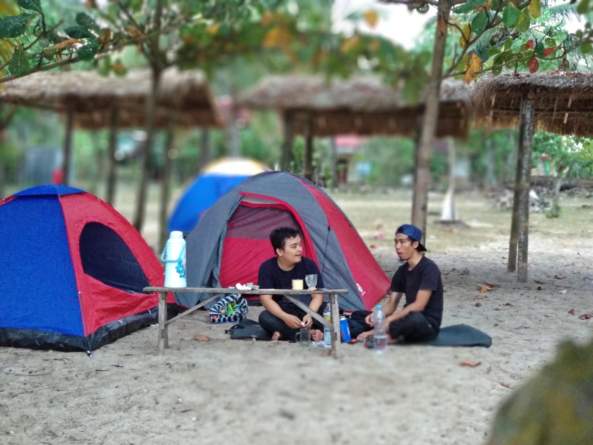 camping di pantai watu karung