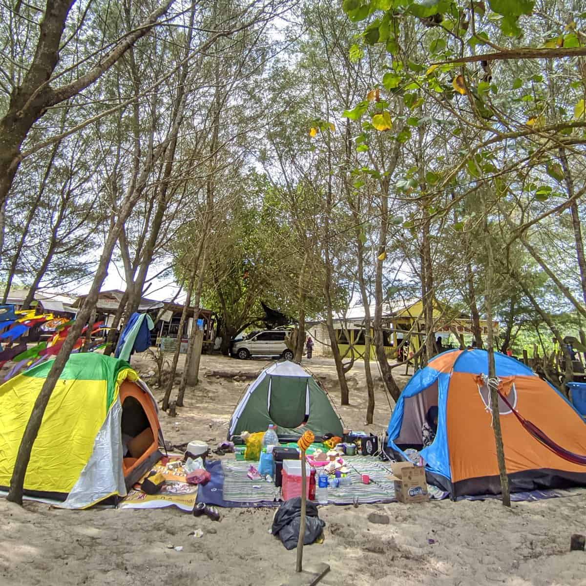 camping di pantai gondo mayit