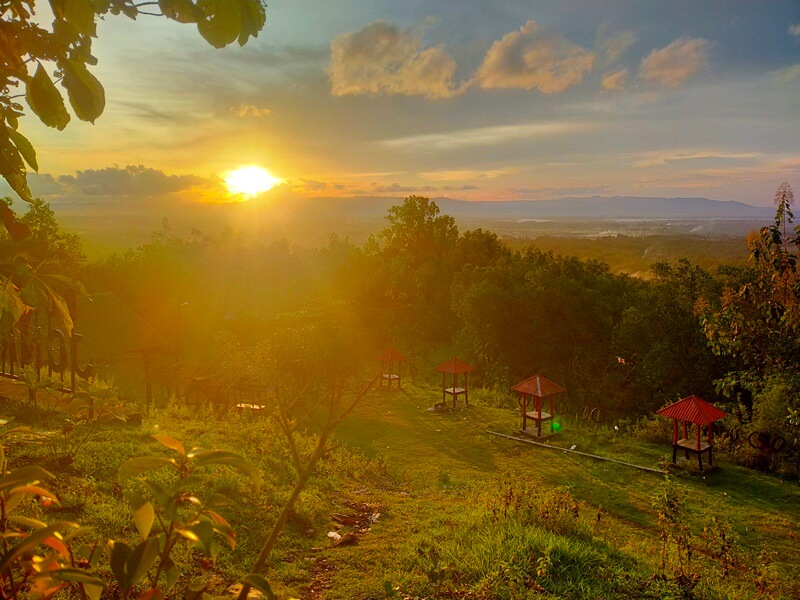 sunset di bukit jonambang