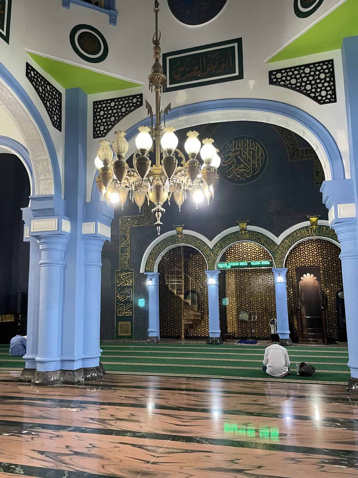 didalam masjid agung tuban