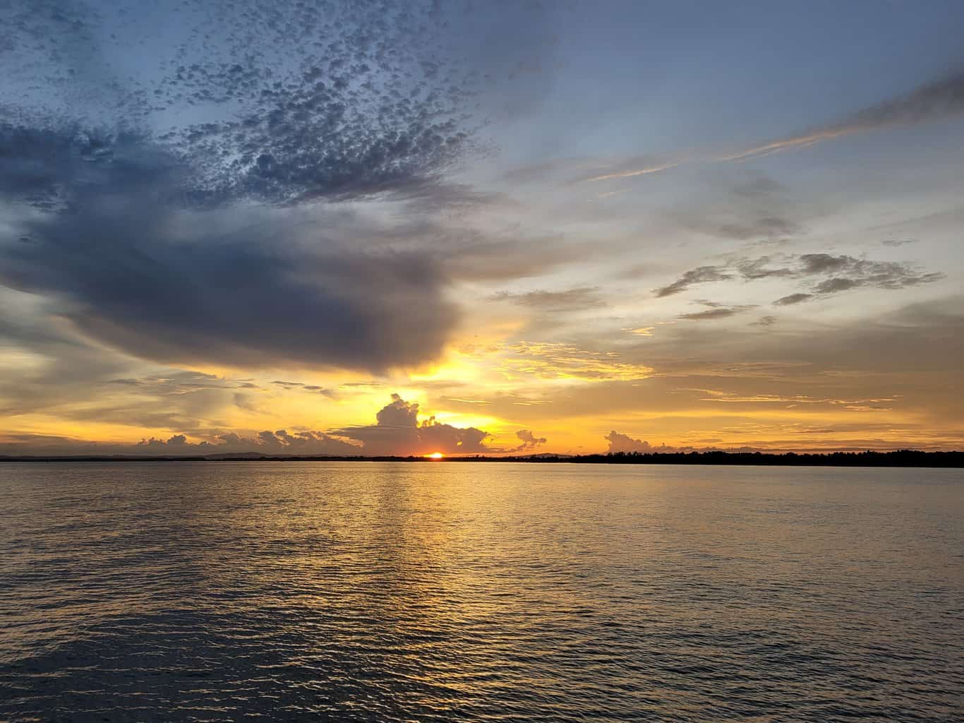 sunset di pulau bawean