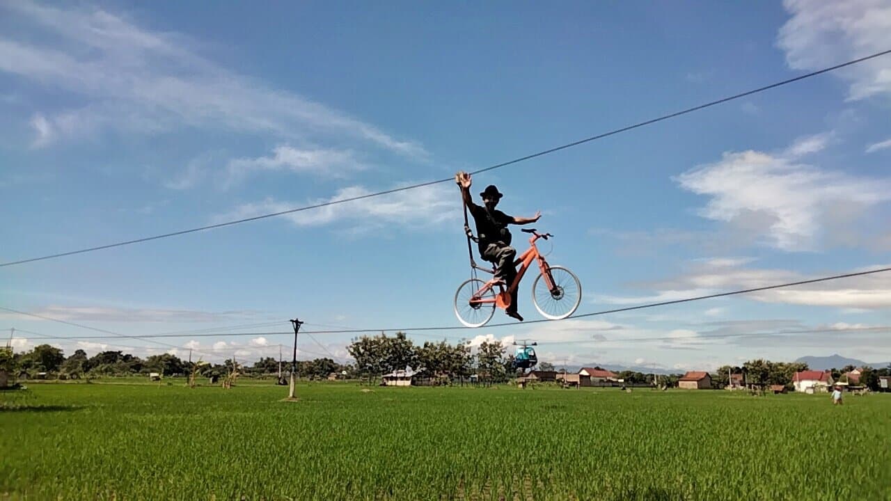 wahana sepeda terbang