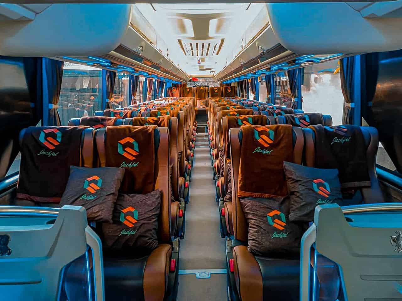 interior big bus teladantrans