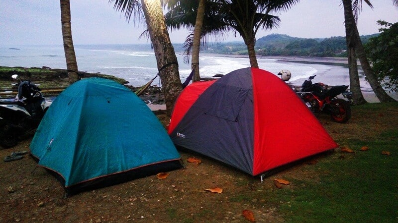 Camping di Pantai Cidora