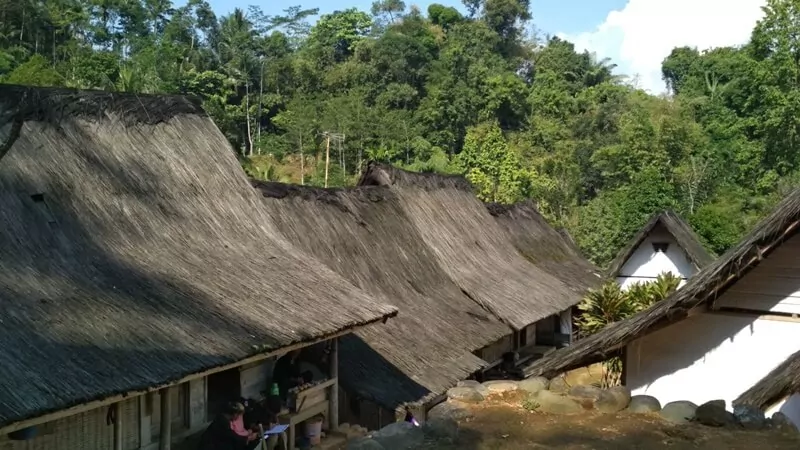 sejarah penamaan kampung naga