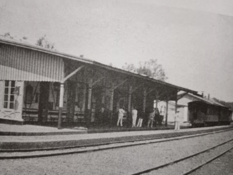 stasiun kereta api garut tahun 1889