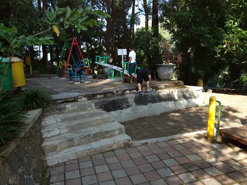 area playground