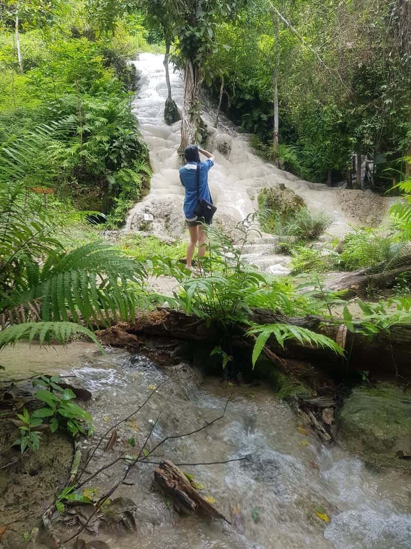 bua tong sticky waterfalls
